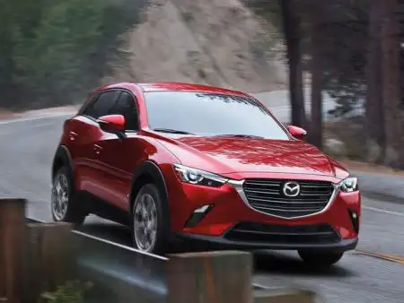 Mazda-CX-3 для девушек