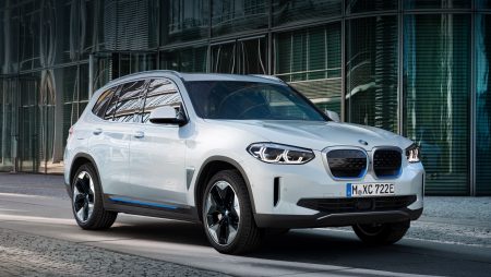 BMW iX3