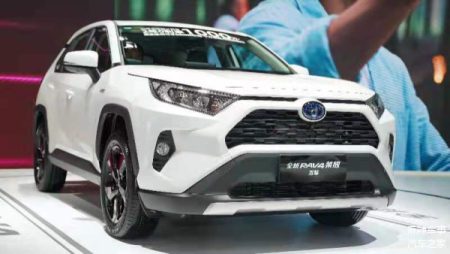 FAW-Toyota RAV4 Rongfang 2022 dual engine 2.5L E-CVT four-wheel drive flagship version