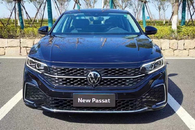 SAIC-Volkswagen Passat 2023 330TSI Elite Edition