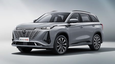 Chang'an 3rdGen CS75 PLUS 2023 third-generation 1.5T automatic luxury model