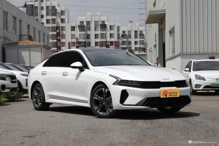 Yueda Kia K5 2021 270T CVVD Fashion Edition